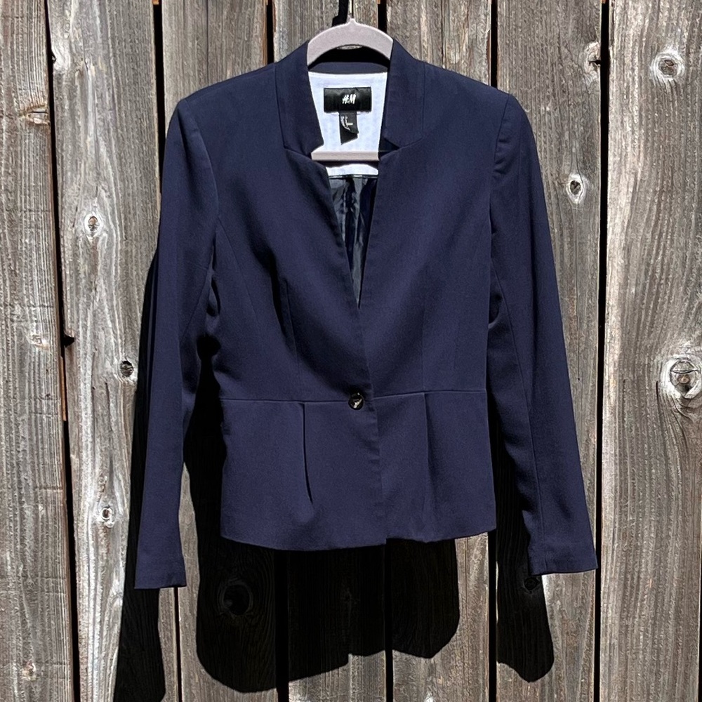 H&M navy one button blazer size 6